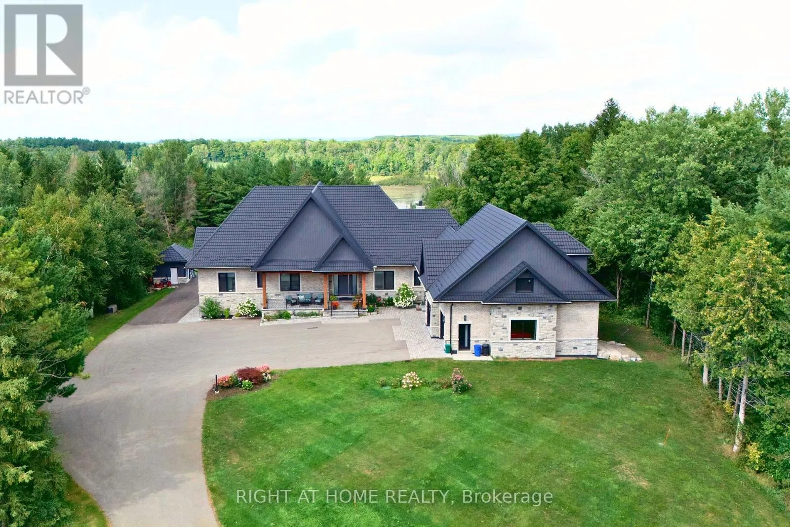 15670 10TH CONCESSION ROAD
