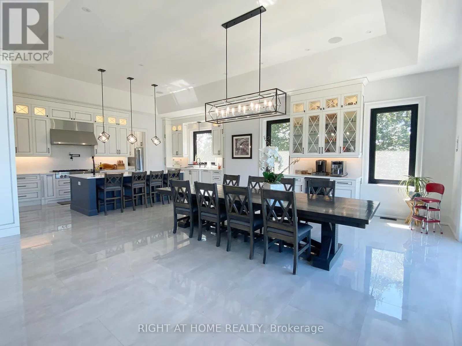 15670 10TH CONCESSION ROAD
