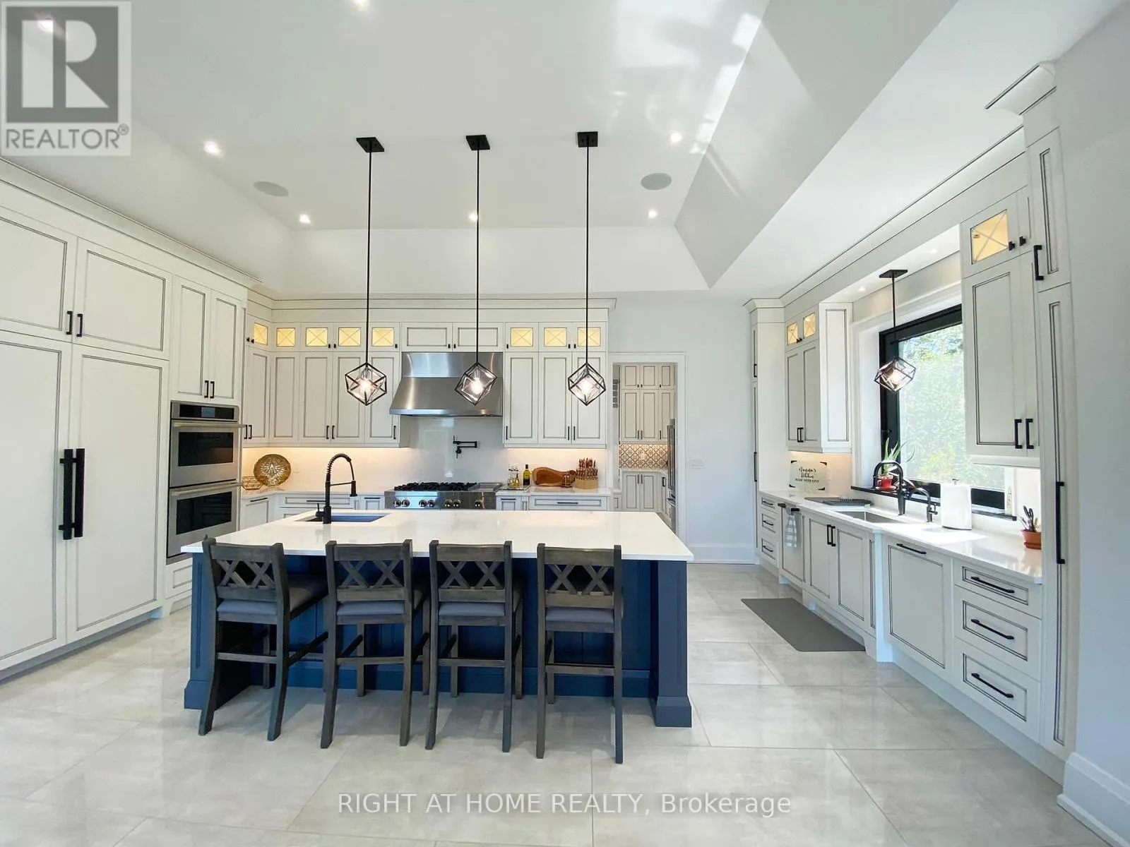 15670 10TH CONCESSION ROAD