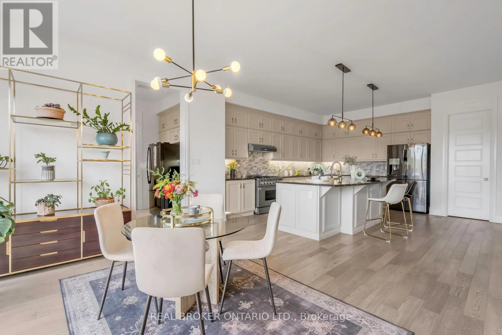 18 RIDGEPOINT ROAD