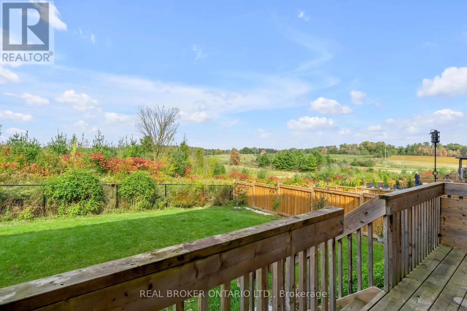 18 RIDGEPOINT ROAD
