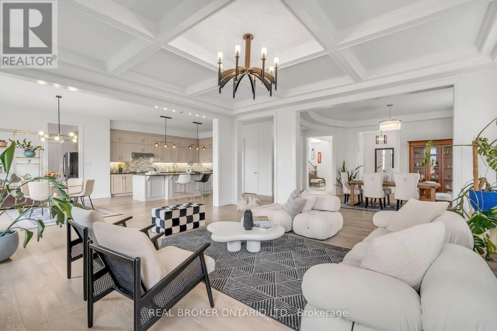 18 RIDGEPOINT ROAD