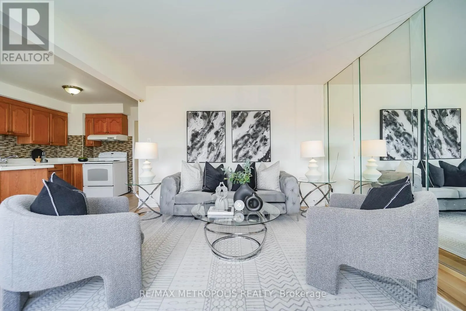 40 LAVRON COURT
