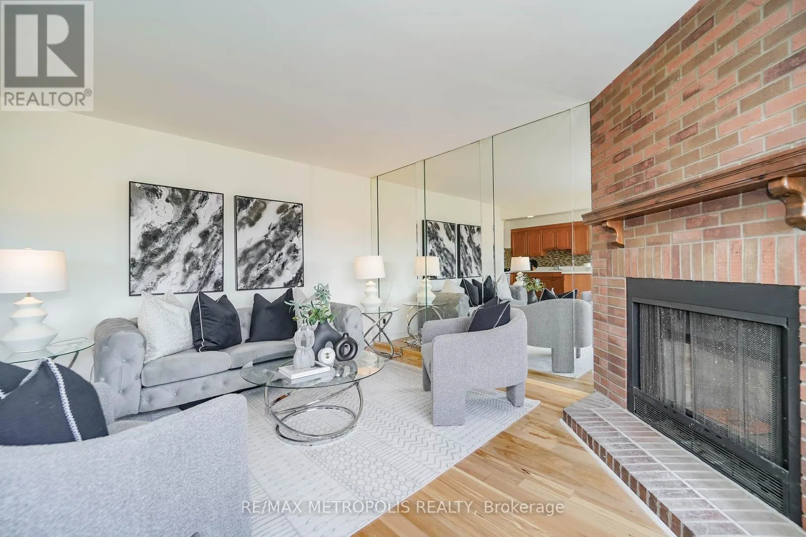 40 LAVRON COURT