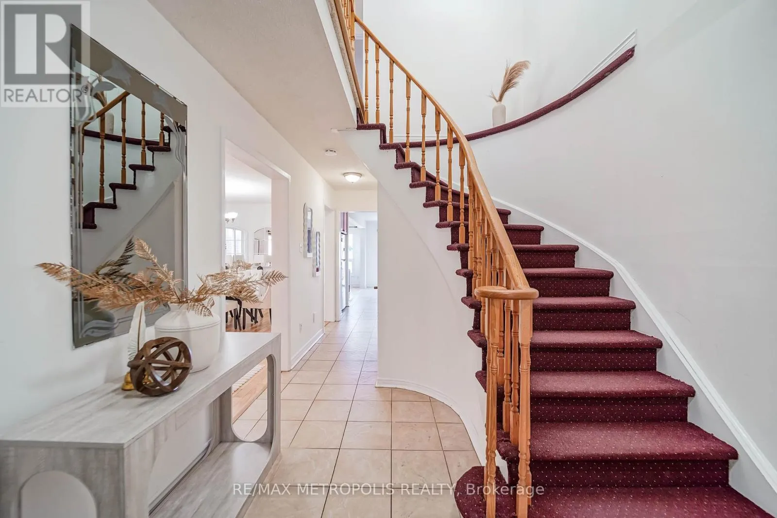40 LAVRON COURT