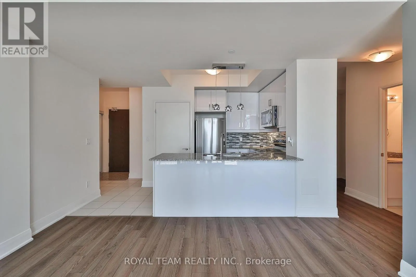 3405 - 2900 HIGHWAY 7