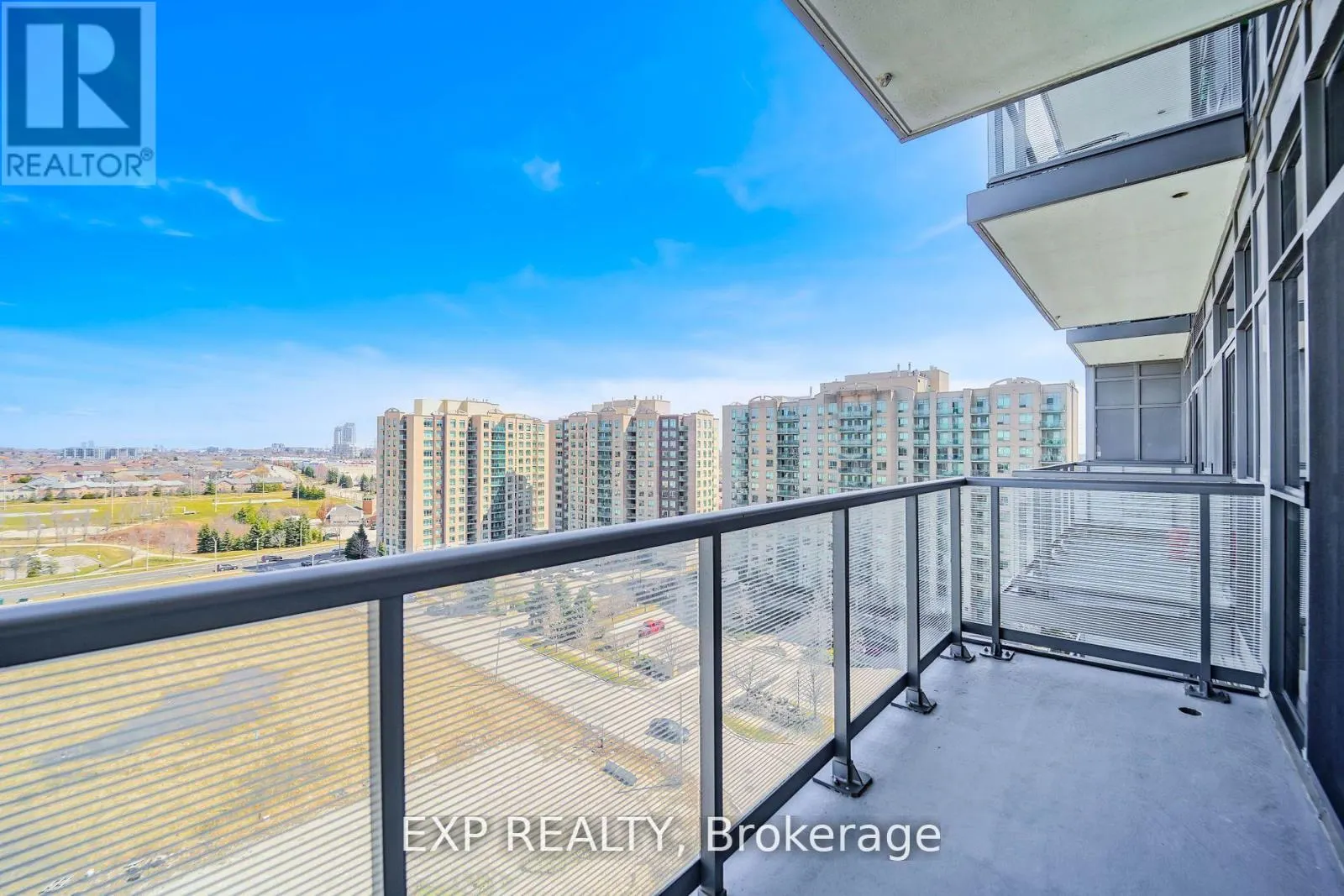 1011 - 55 ONEIDA CRESCENT
