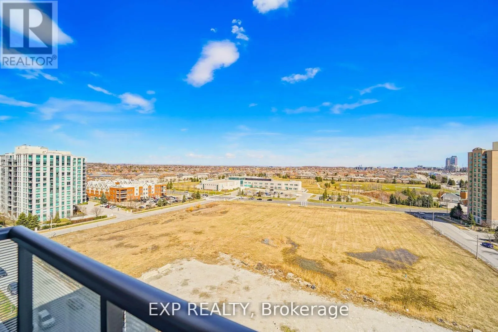 1011 - 55 ONEIDA CRESCENT