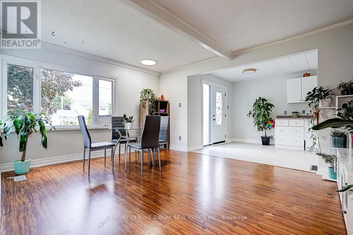 297 GLENWOODS AVENUE