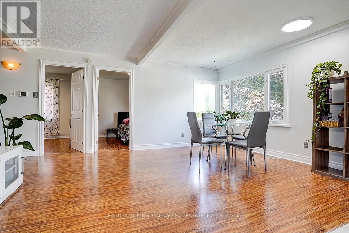 297 GLENWOODS AVENUE