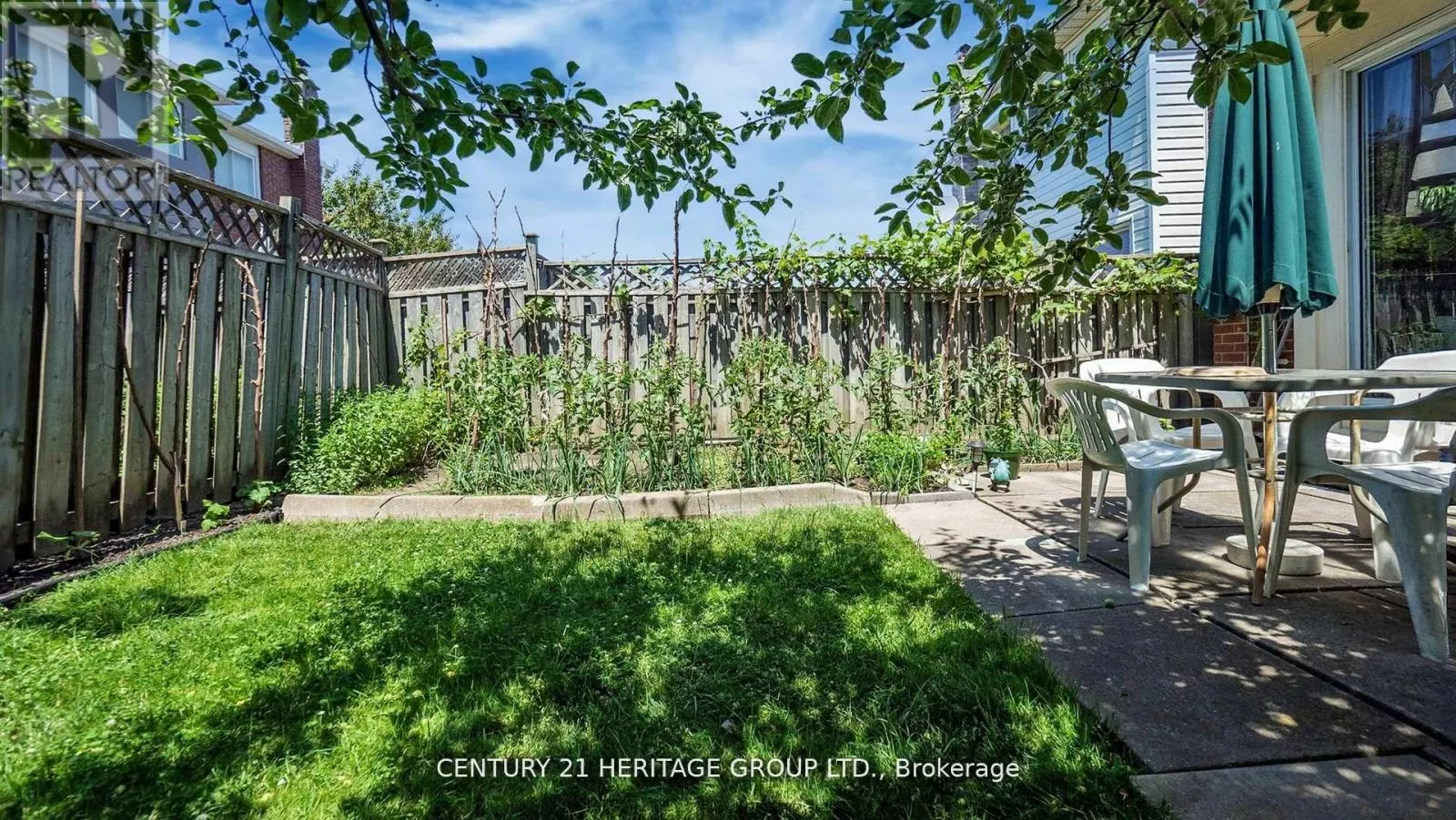 277 ROSEDALE HEIGHTS DRIVE