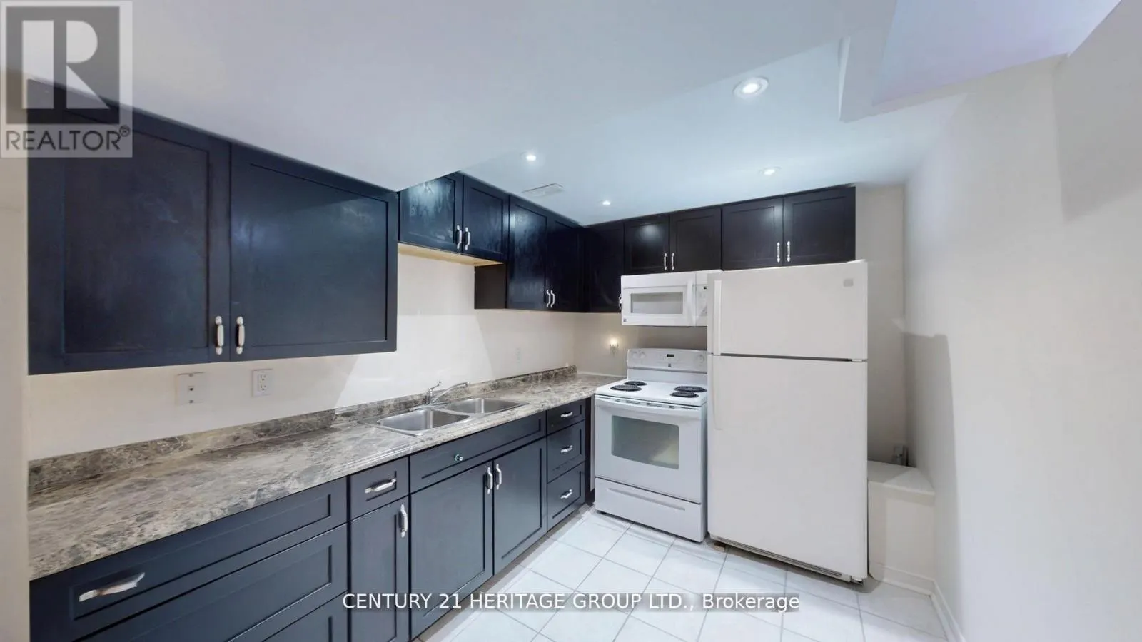 277 ROSEDALE HEIGHTS DRIVE