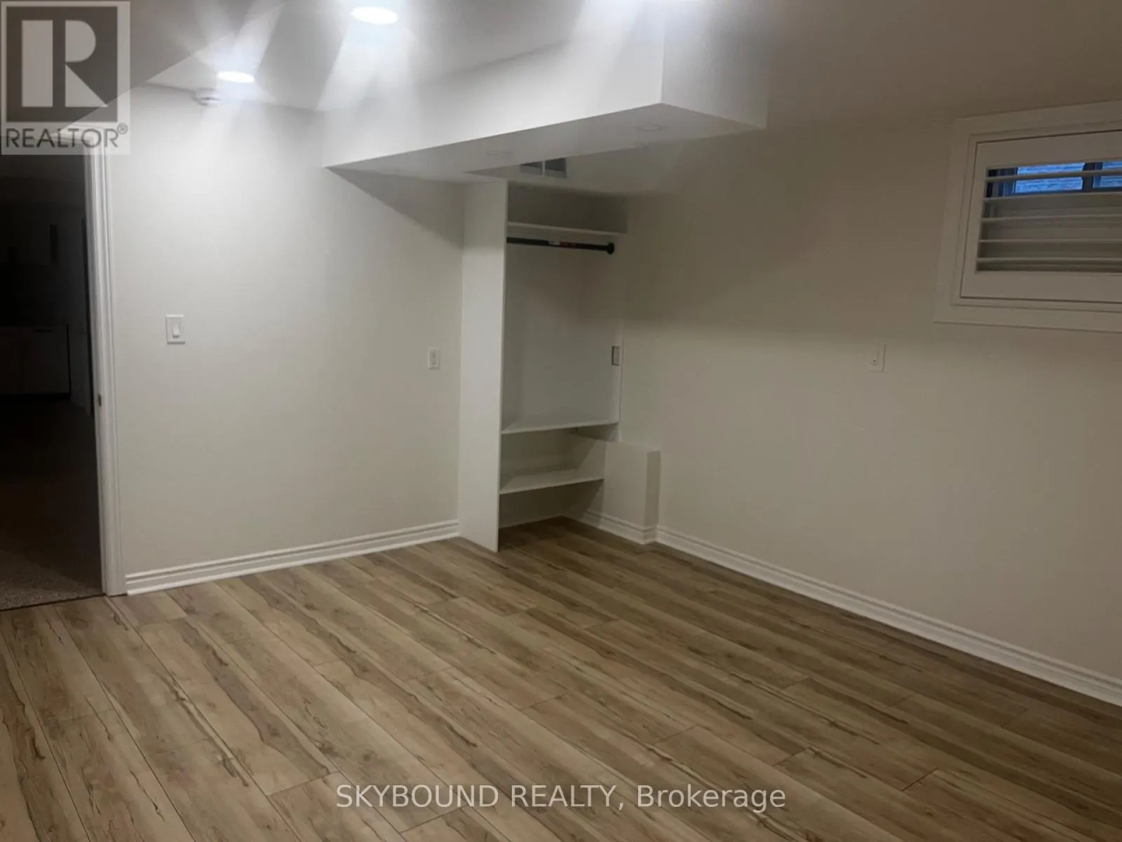 BASEMENT - 290 PAXTON CRESCENT