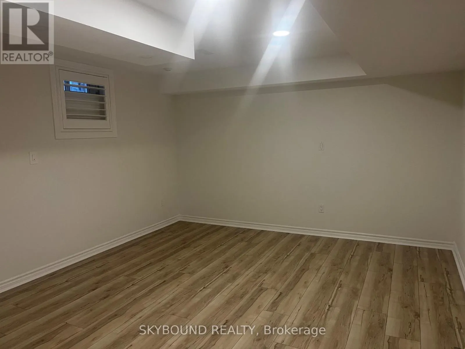 BASEMENT - 290 PAXTON CRESCENT