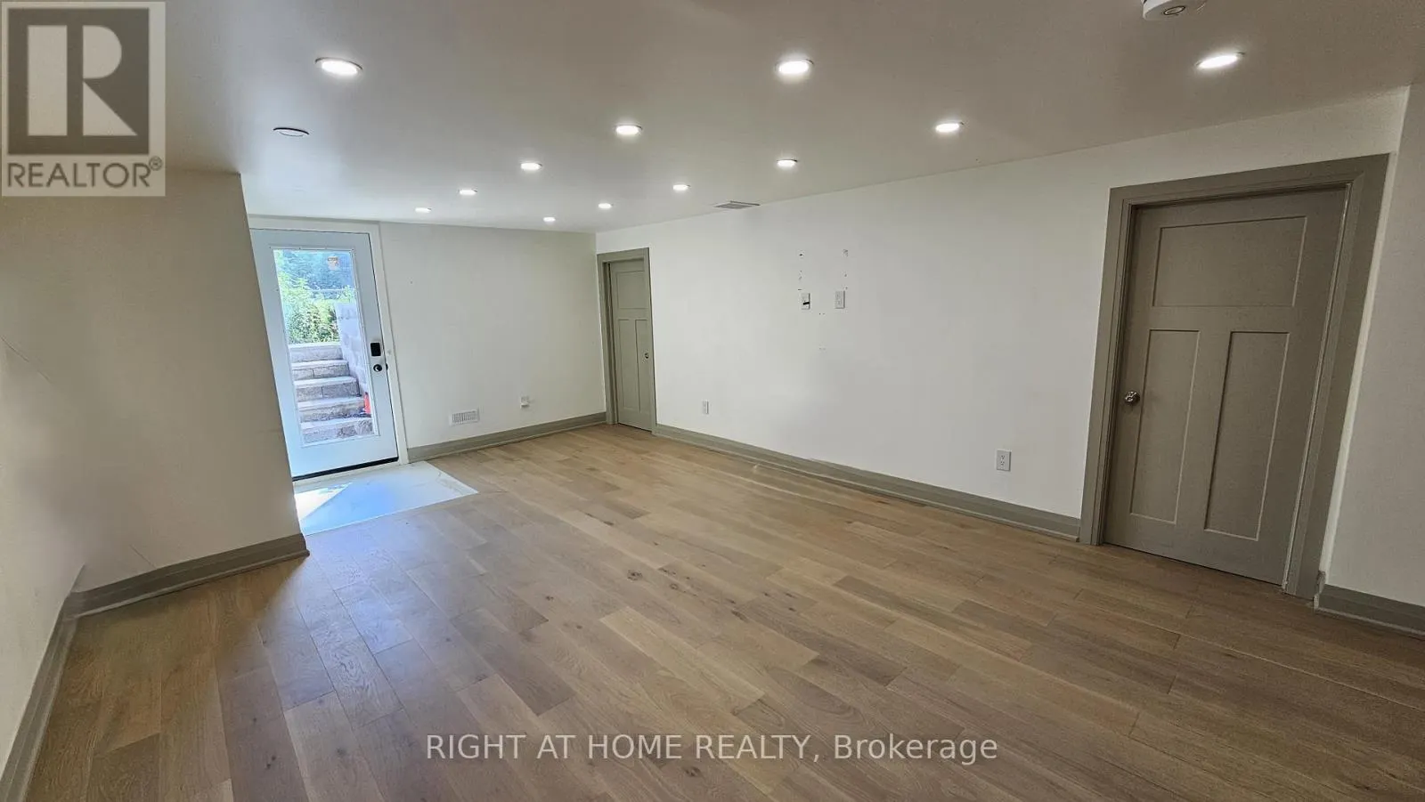 BASEMENT APARTMENT - 2343 MOUNT ALBERT ROAD