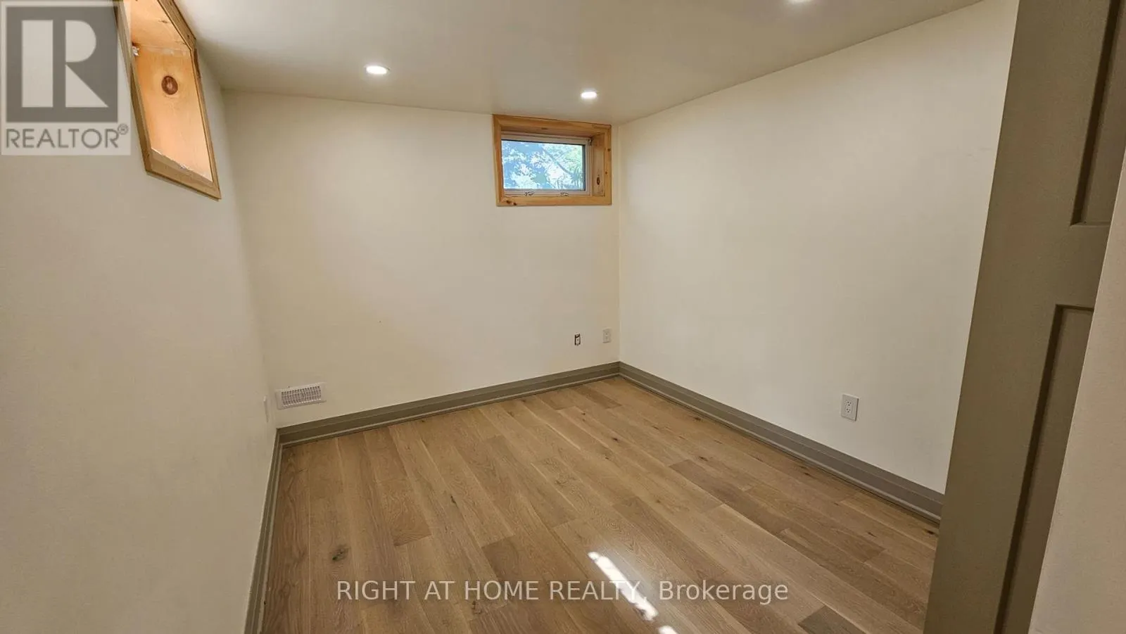 BASEMENT APARTMENT - 2343 MOUNT ALBERT ROAD