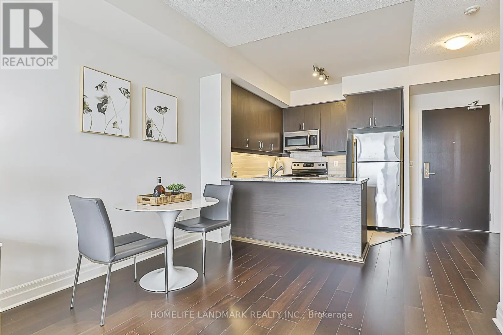 1102 - 8110 BIRCHMOUNT ROAD