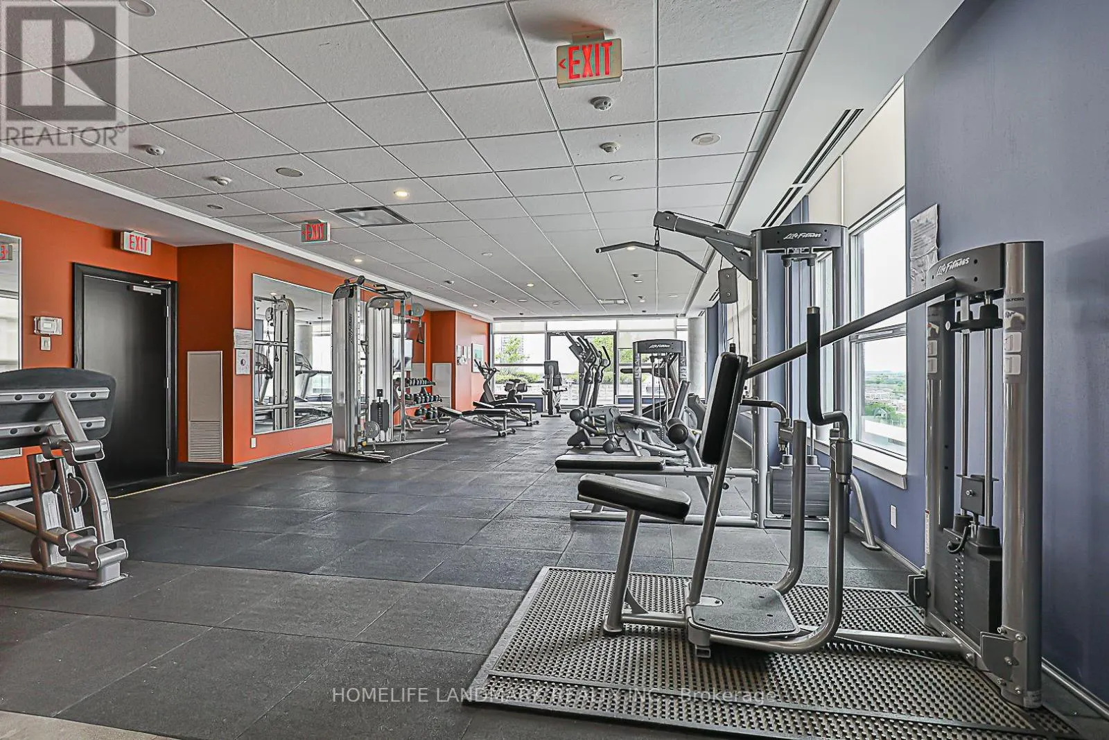 1102 - 8110 BIRCHMOUNT ROAD