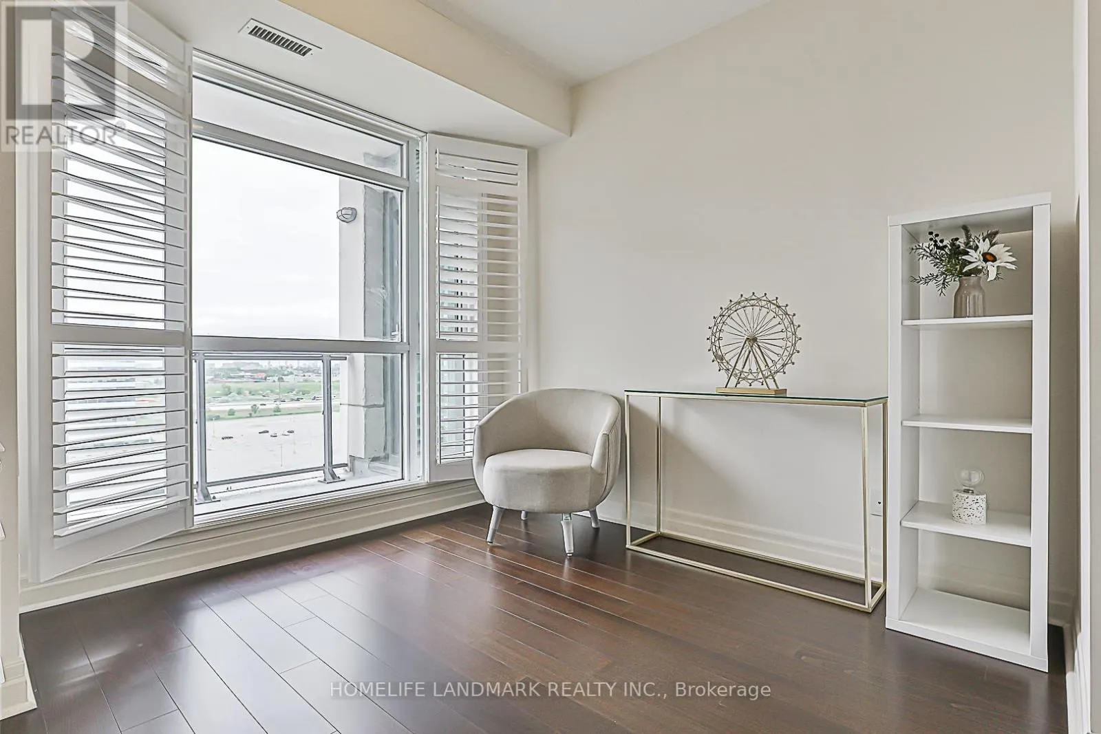1102 - 8110 BIRCHMOUNT ROAD