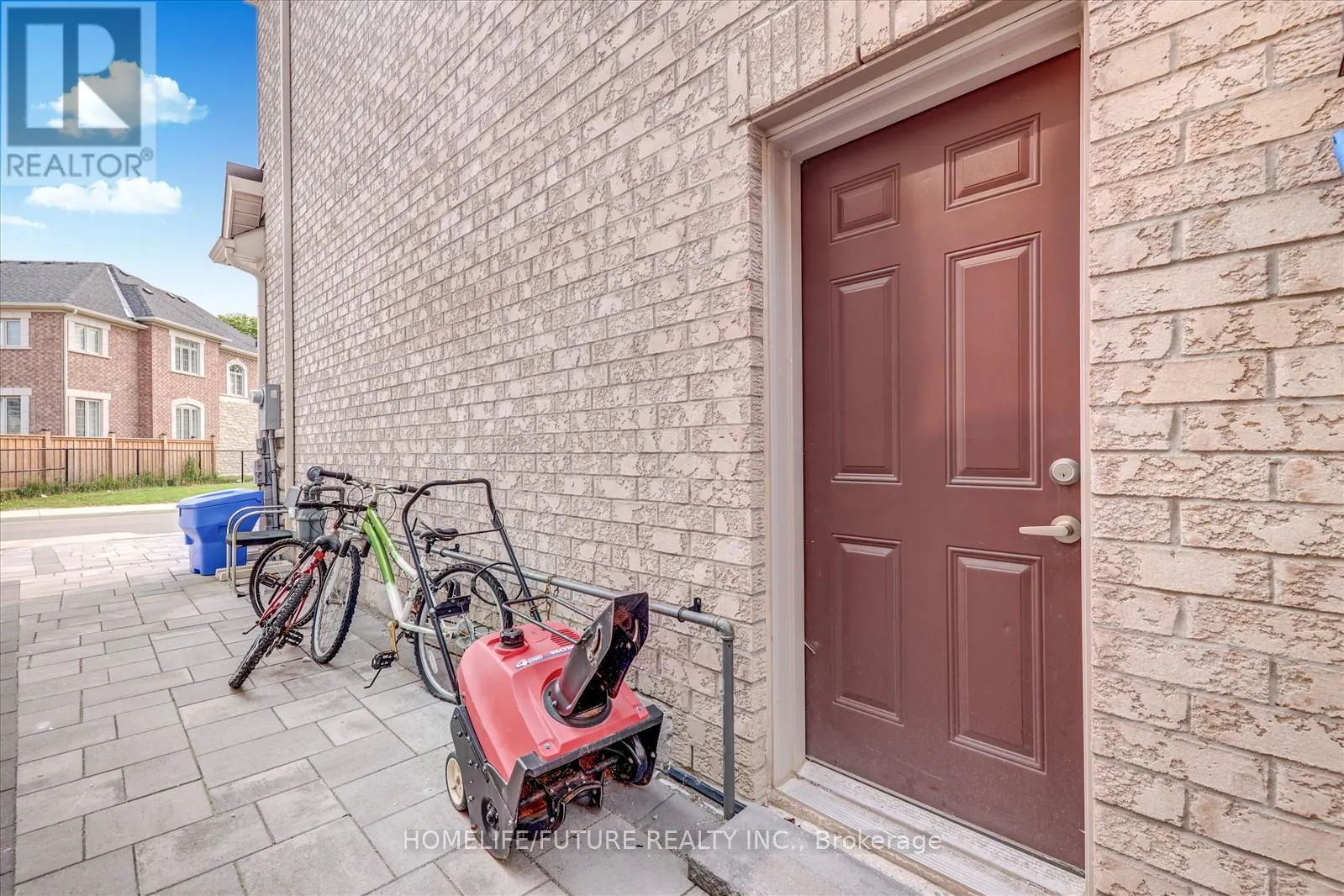 12 RYLER WAY