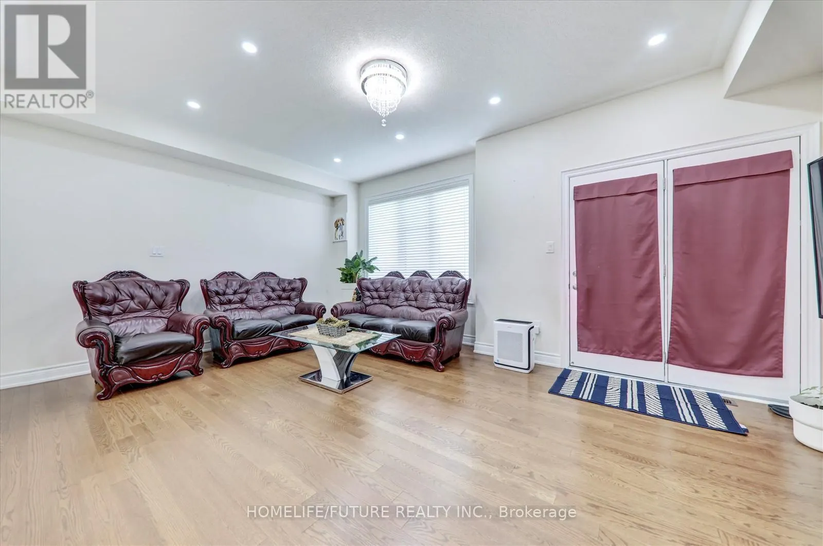 12 RYLER WAY