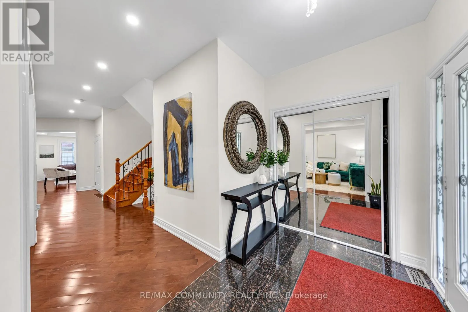 17 ROUGE BANK DRIVE