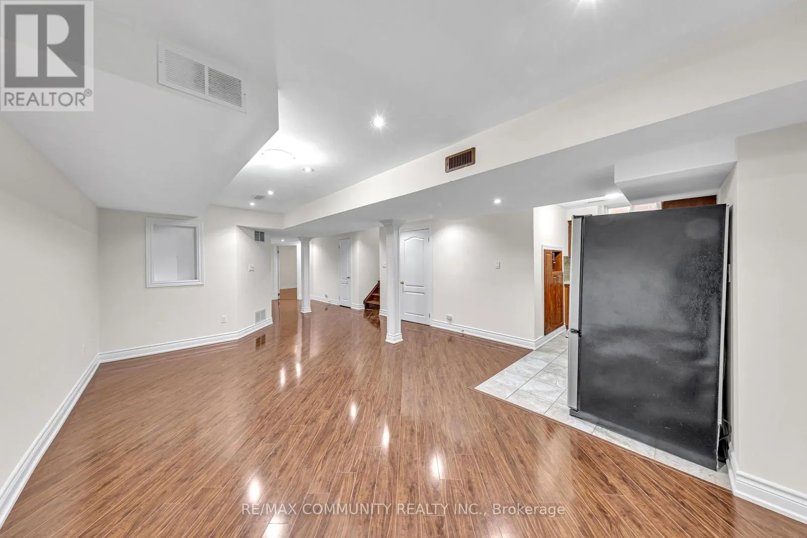 17 ROUGE BANK DRIVE