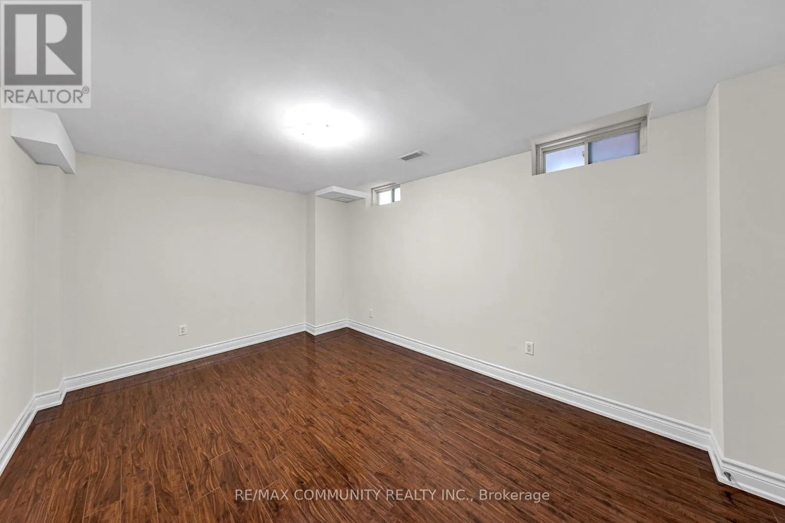 17 ROUGE BANK DRIVE