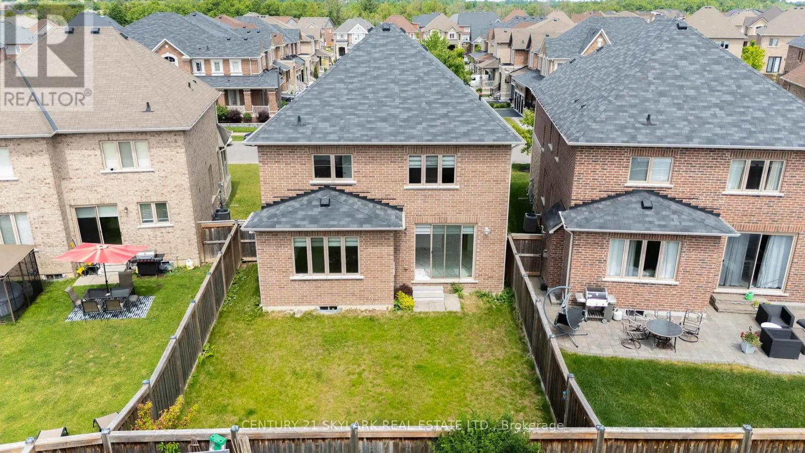 106 MCDONNELL CRESCENT