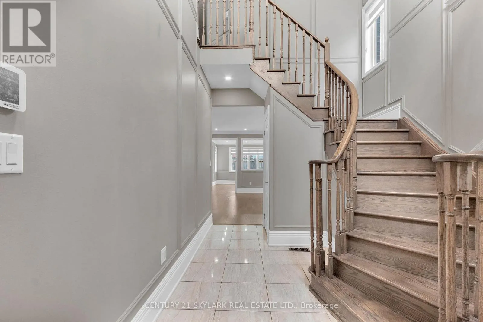 106 MCDONNELL CRESCENT
