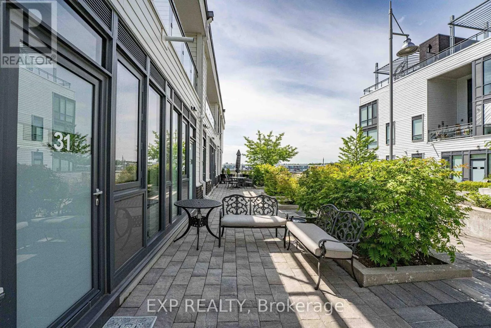 31 - 247 BROWARD WAY, #31