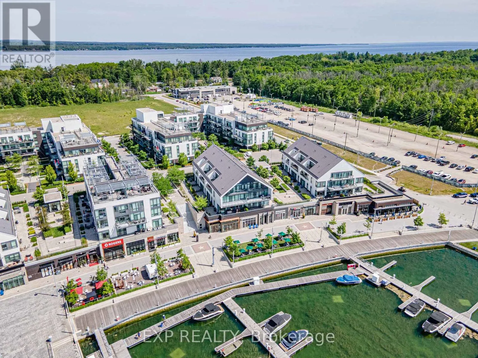 31 - 247 BROWARD WAY, #31
