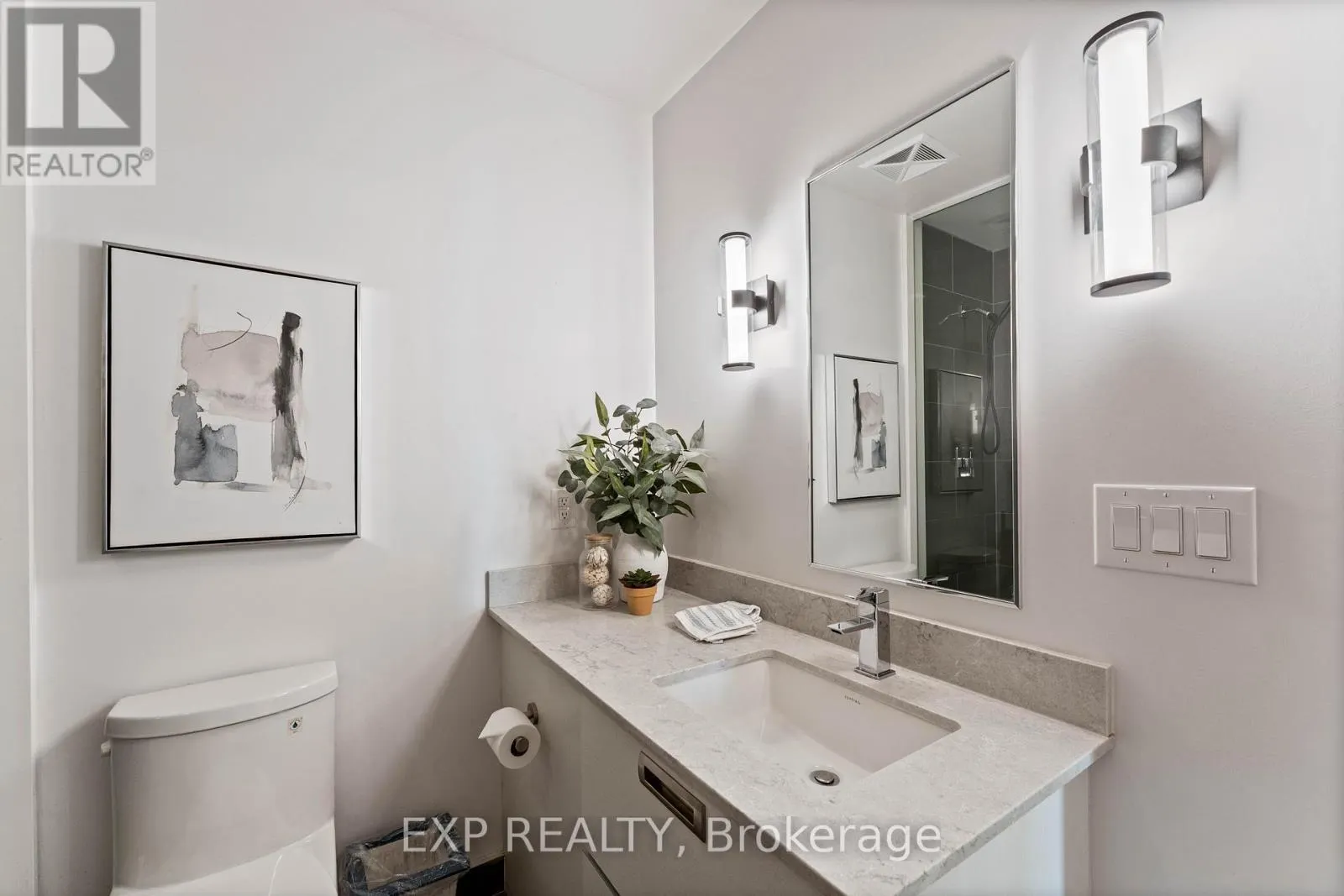 31 - 247 BROWARD WAY, #31