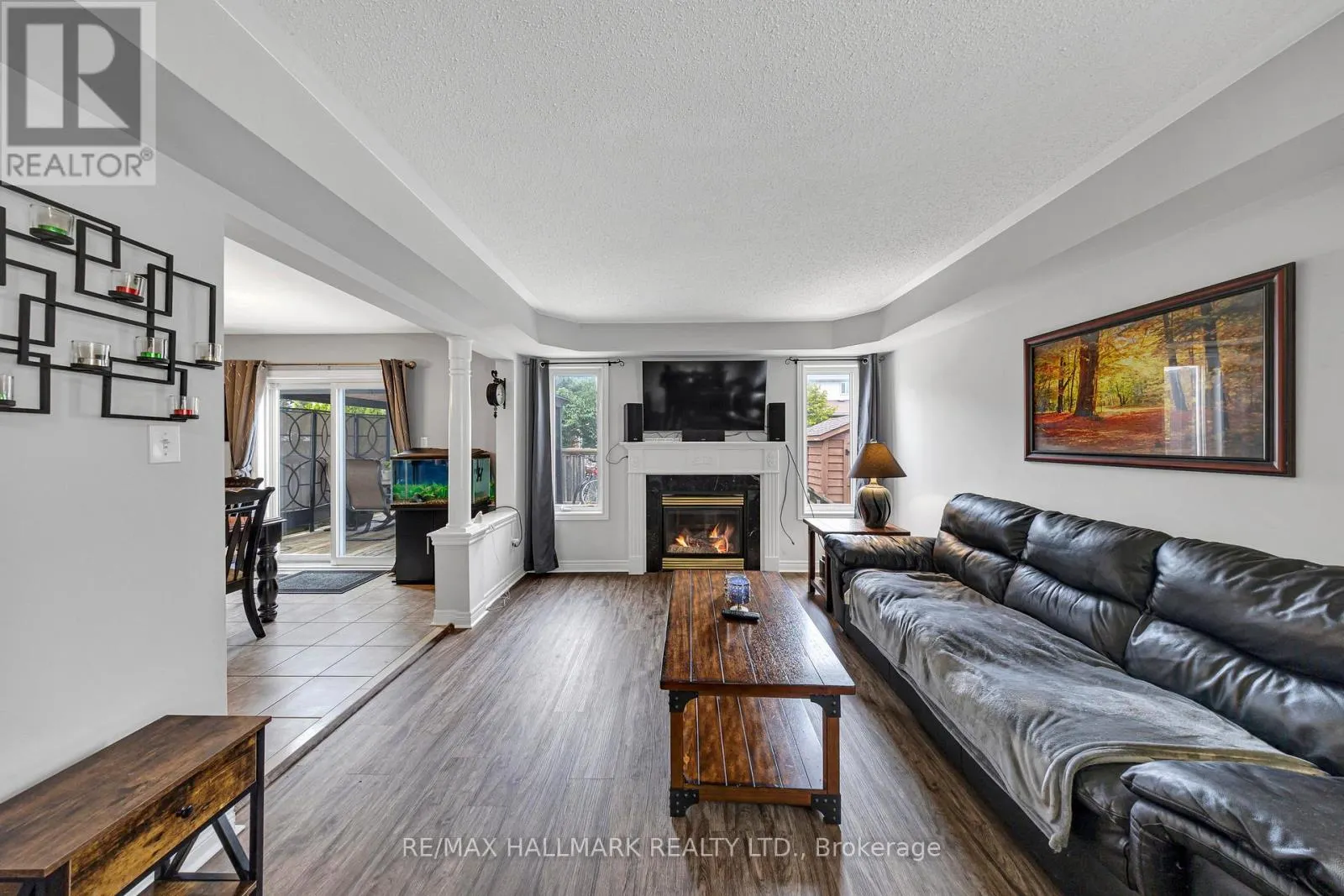 22 CARNESS CRESCENT