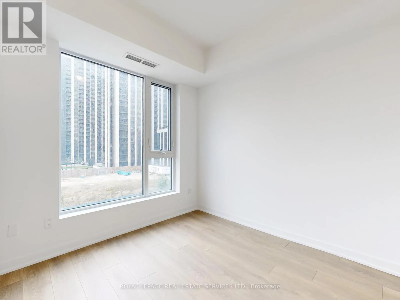 314 - 474 CALDARI ROAD