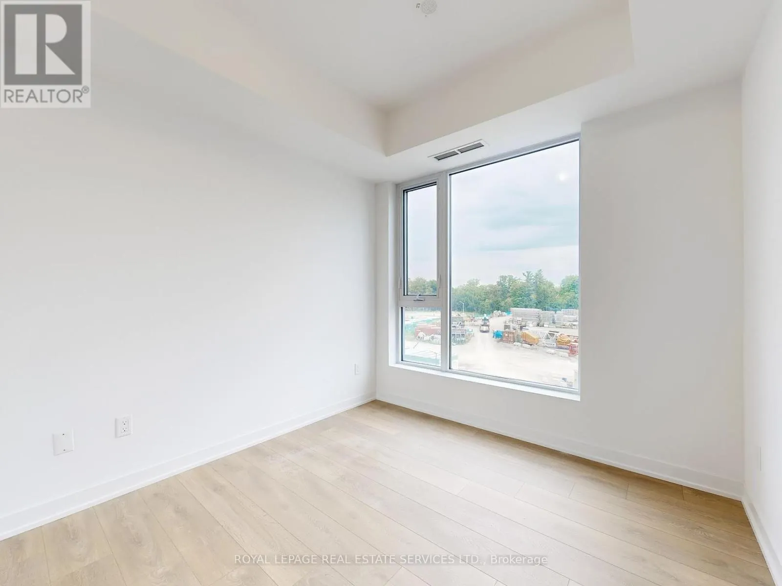 314 - 474 CALDARI ROAD