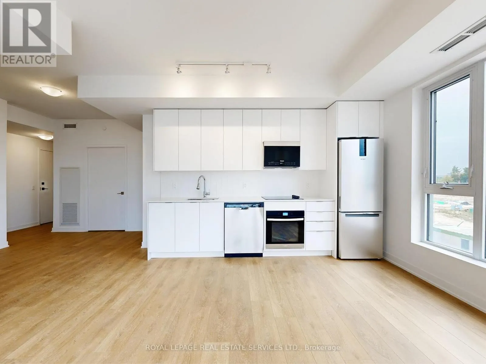 314 - 474 CALDARI ROAD