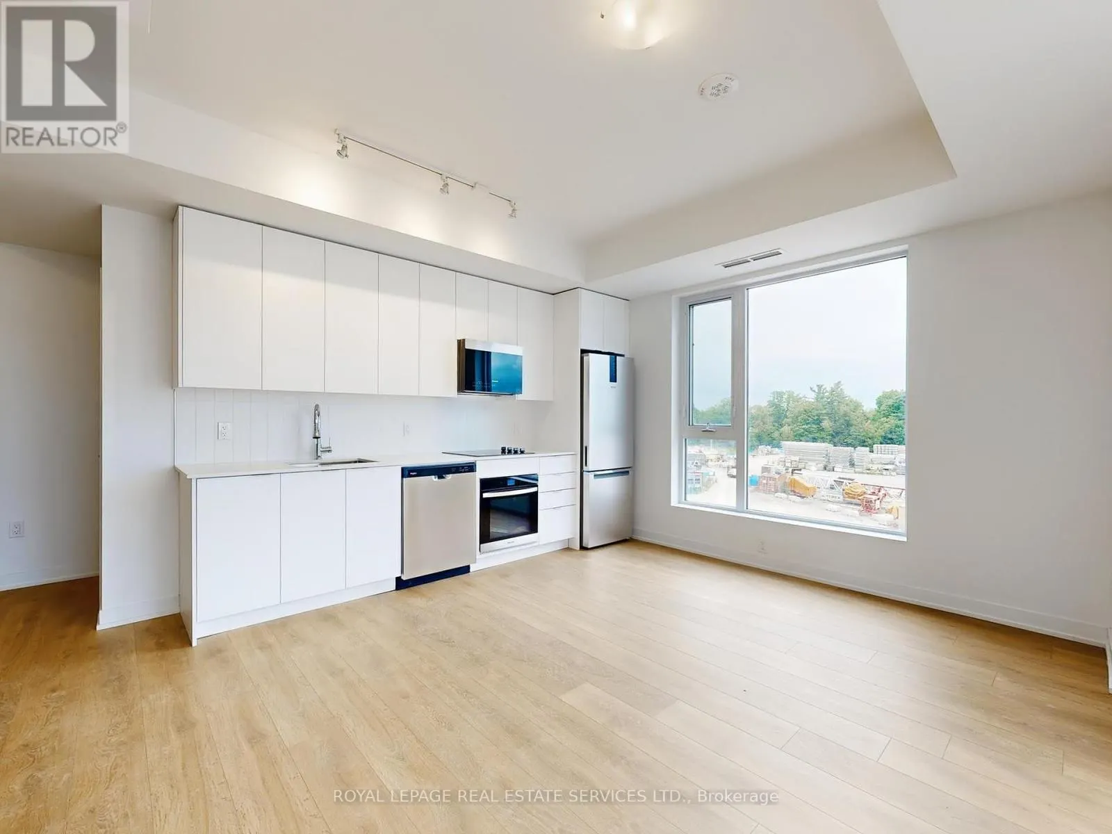 314 - 474 CALDARI ROAD