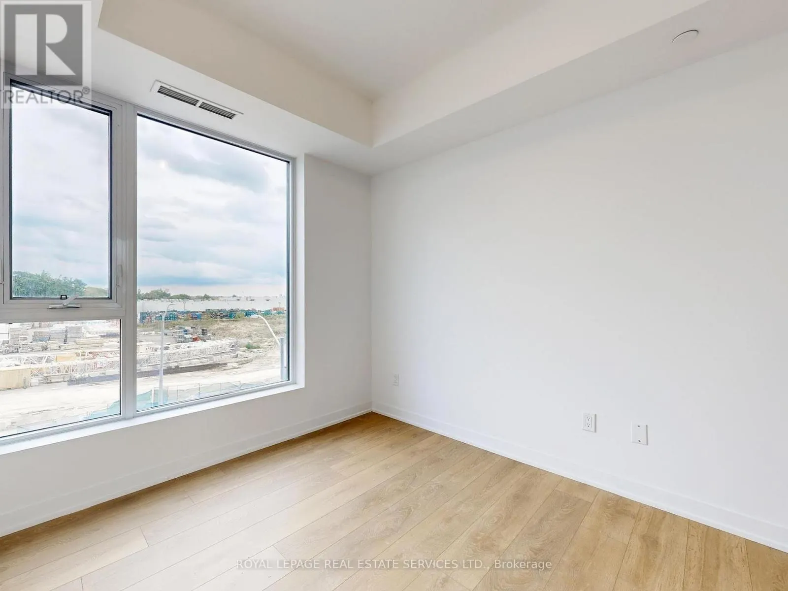 314 - 474 CALDARI ROAD