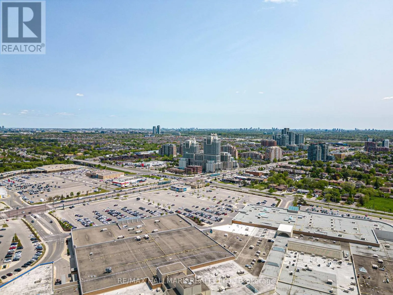 615 - 29 NORTHERN HTS DRIVE N