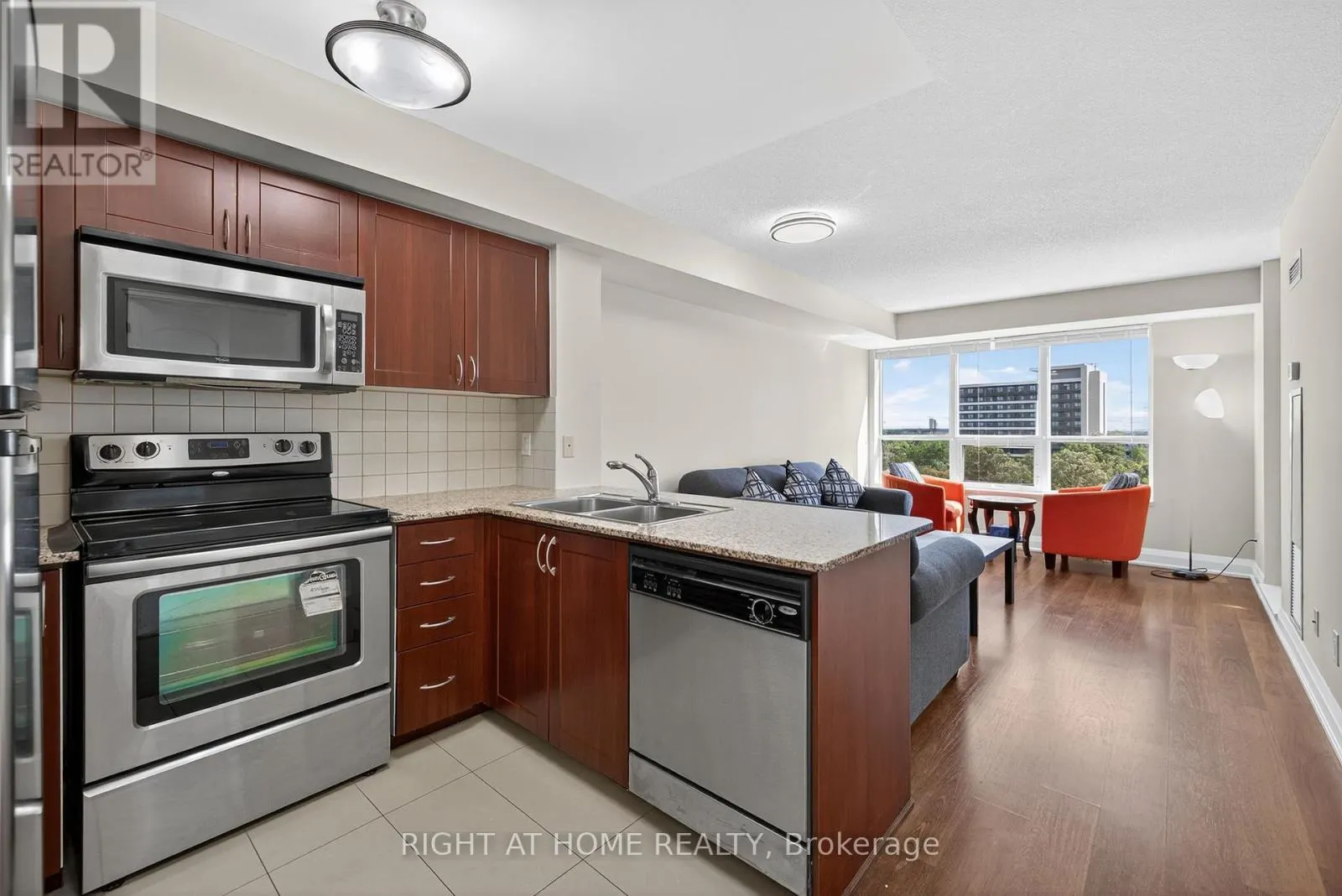 803 - 20 NORTH PARK ROAD