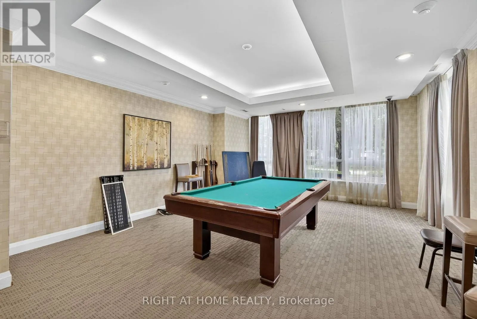 803 - 20 NORTH PARK ROAD