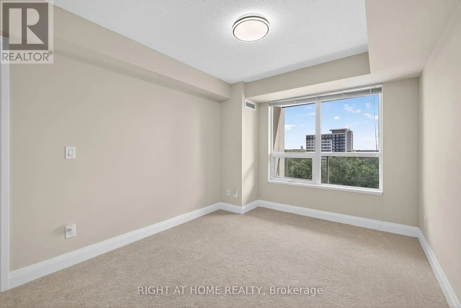 803 - 20 NORTH PARK ROAD
