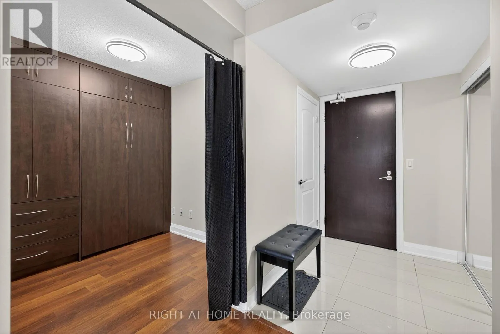 803 - 20 NORTH PARK ROAD