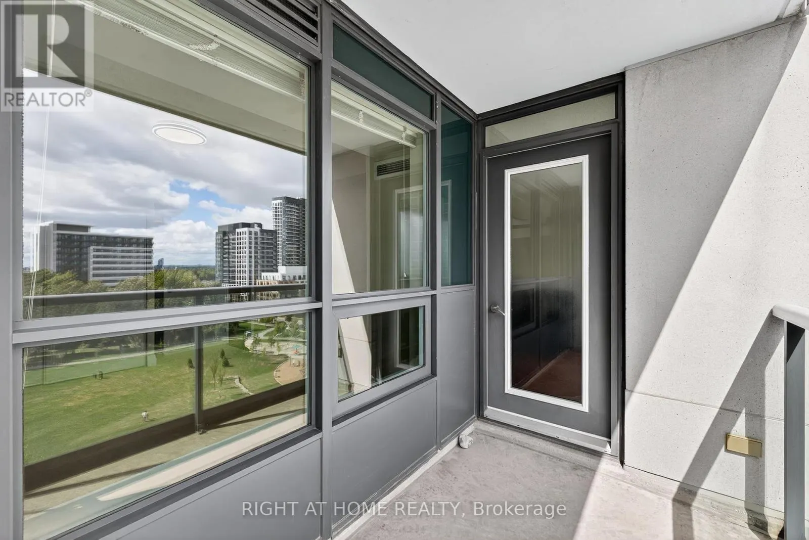 803 - 20 NORTH PARK ROAD