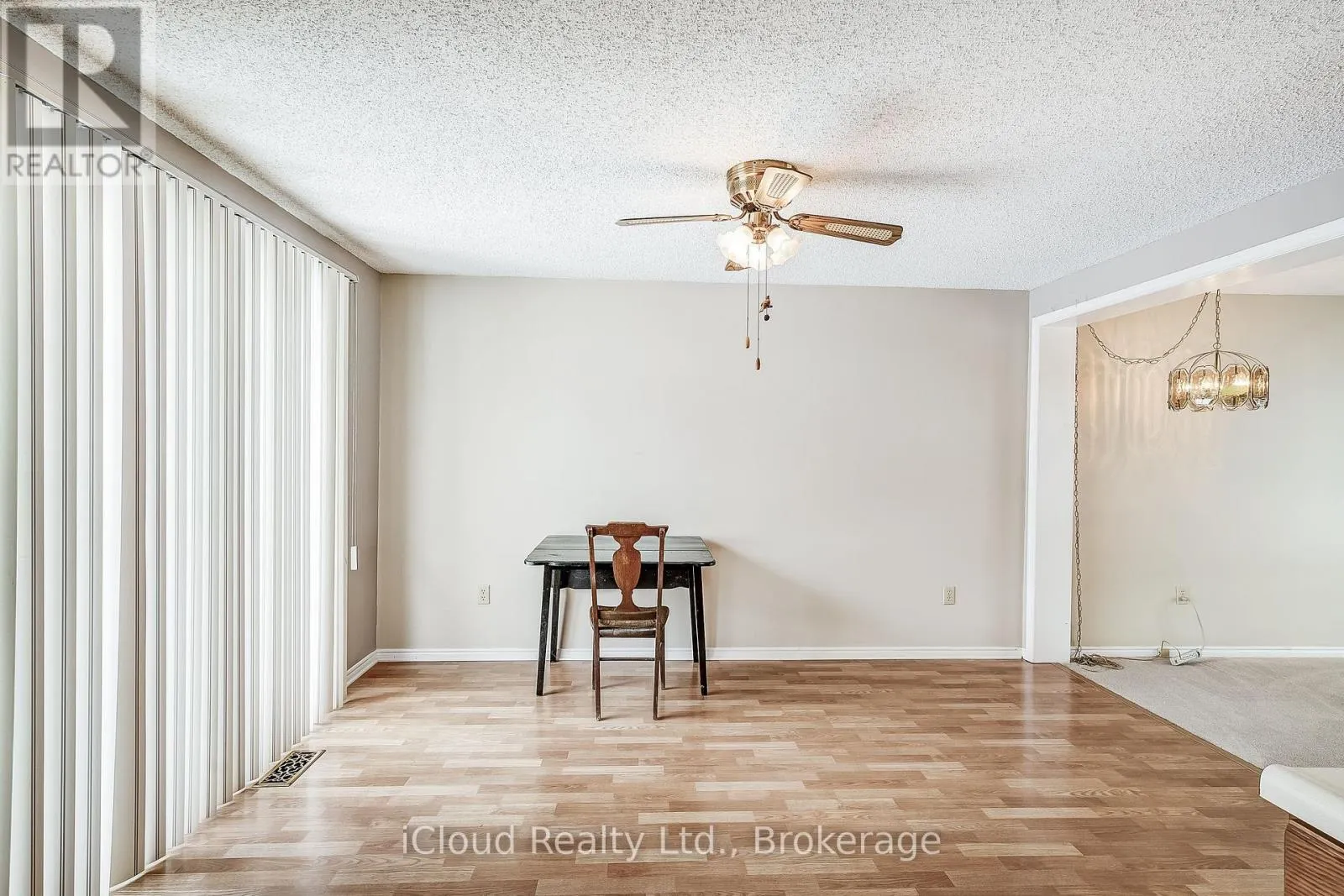 2 BALSAM CT COURT S