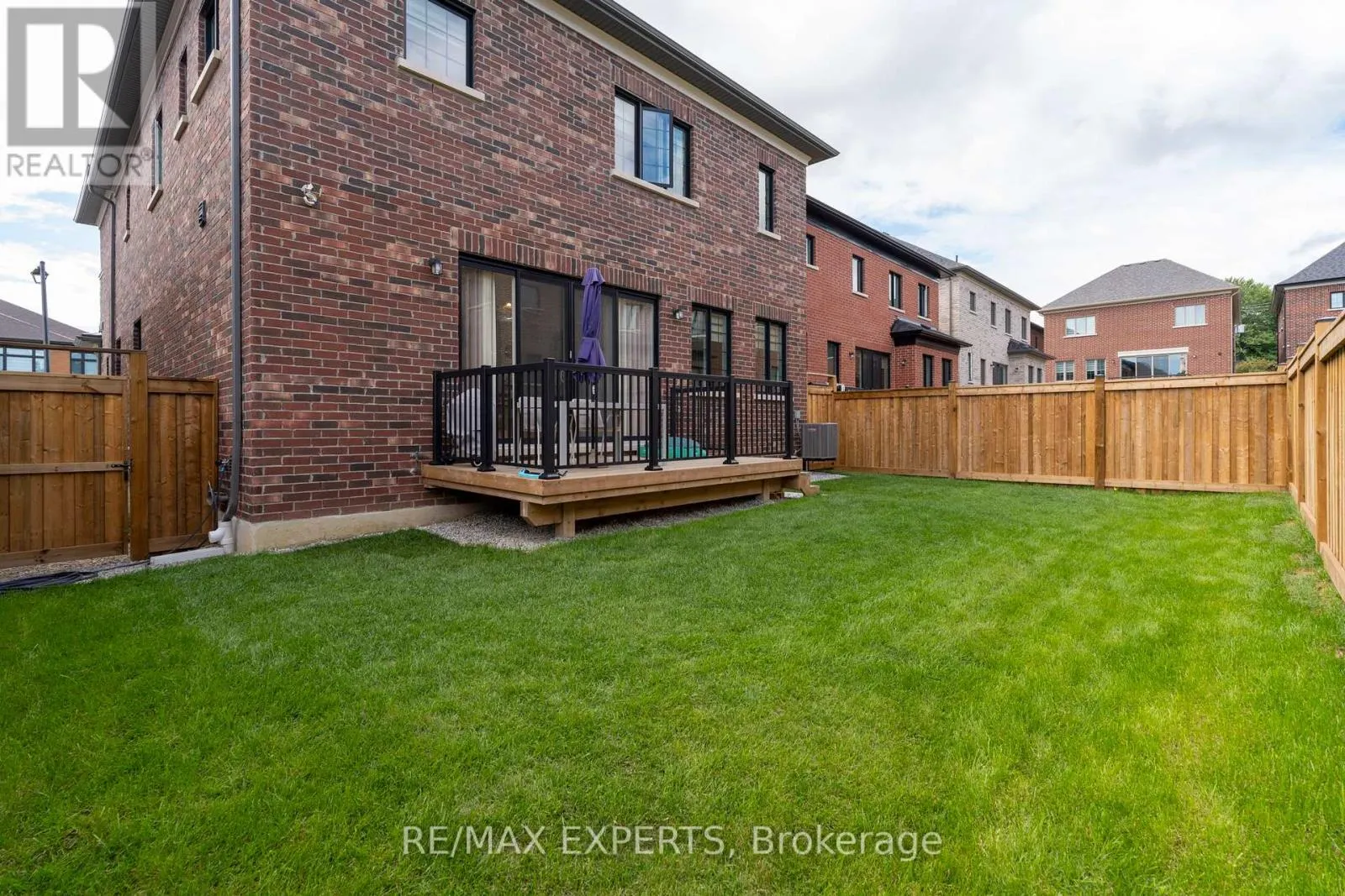 17 KINBURN CRESCENT