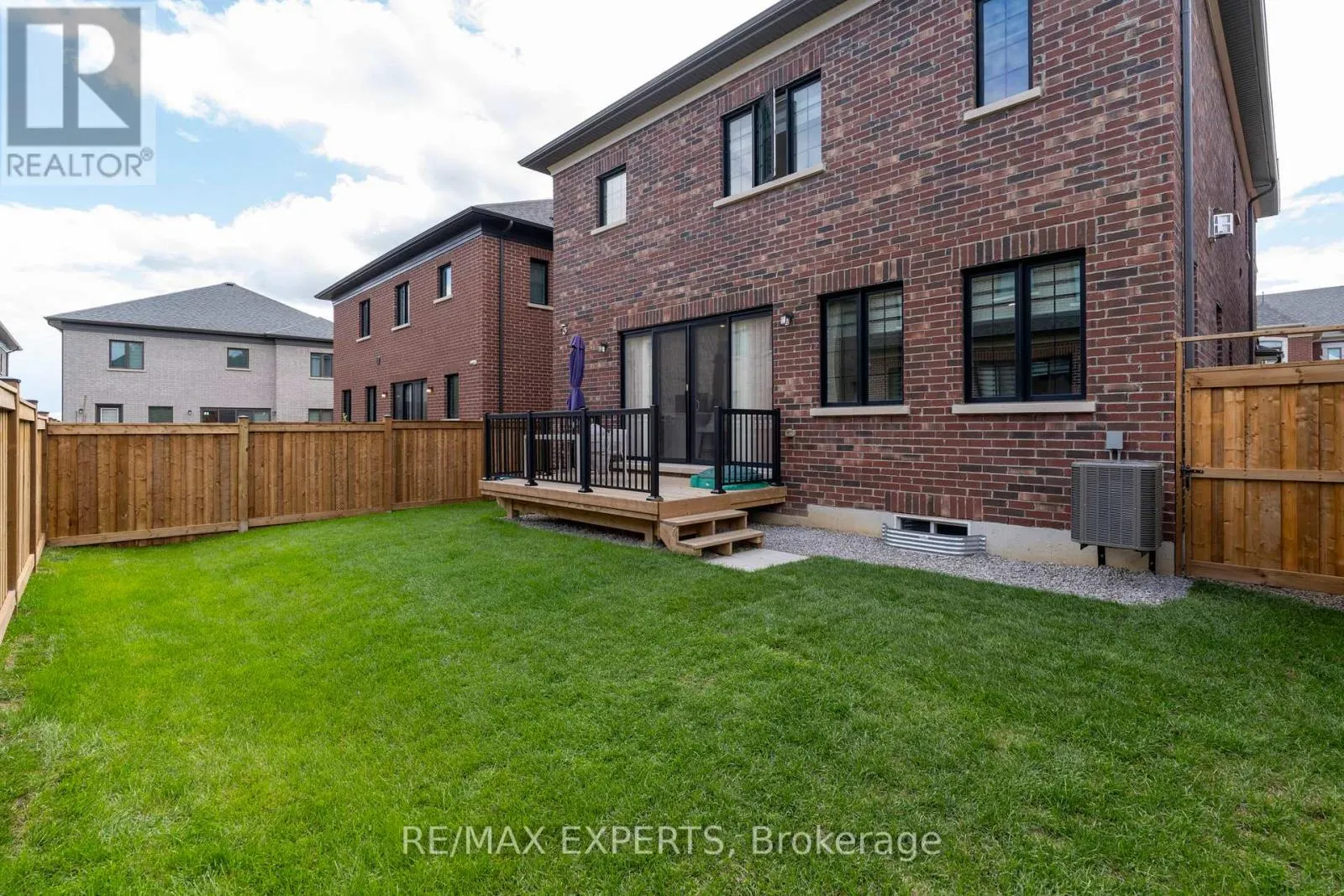 17 KINBURN CRESCENT