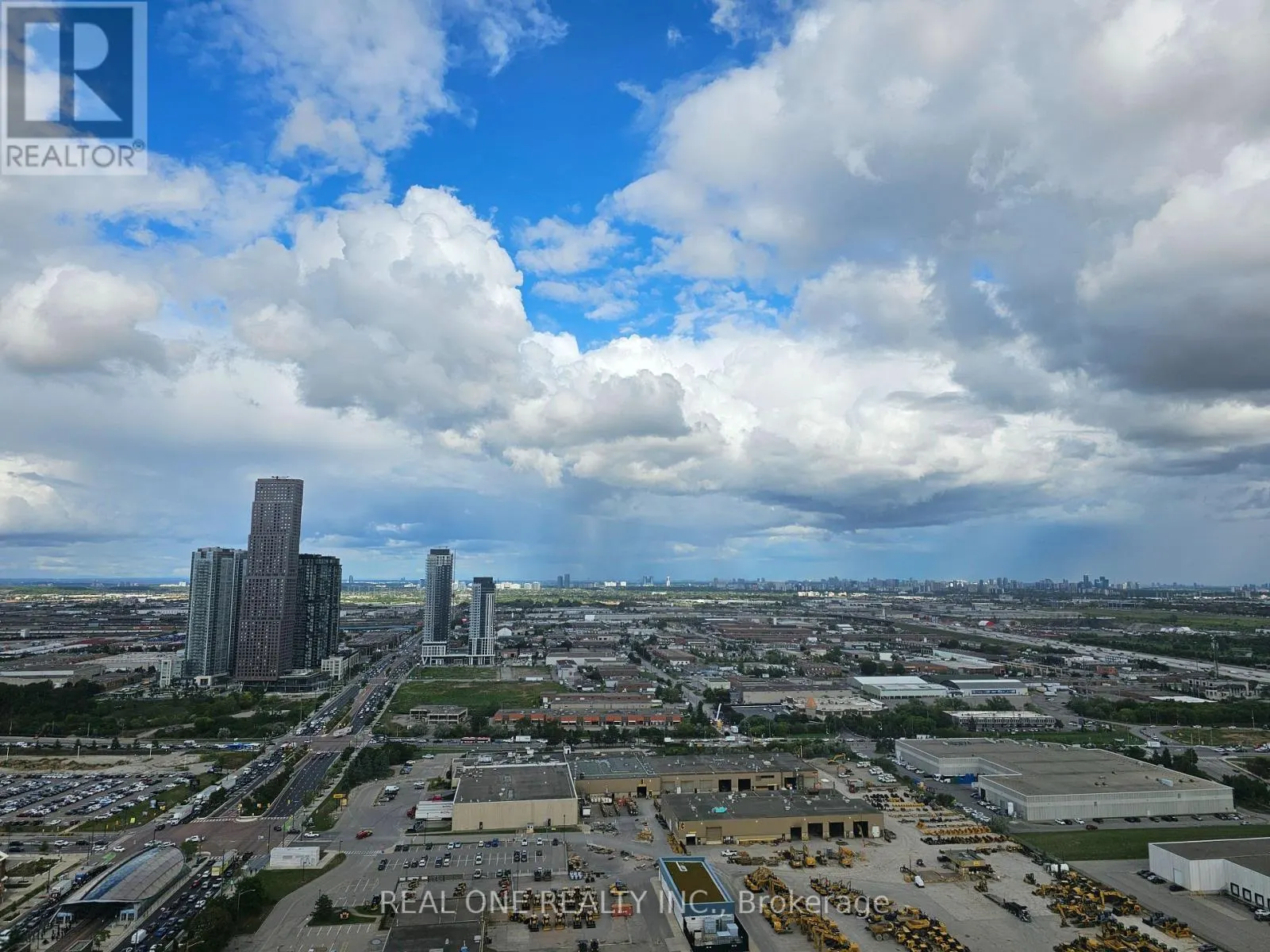 3908 - 28 INTERCHANGE WAY