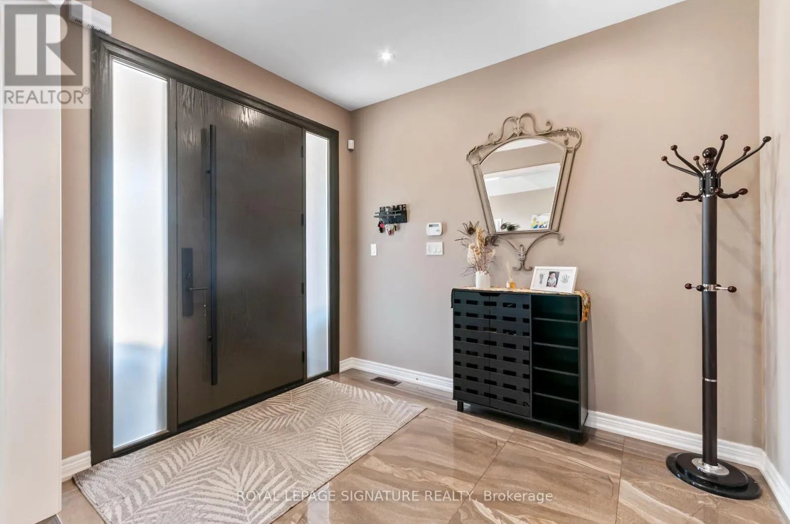 80 SHARPE CRESCENT